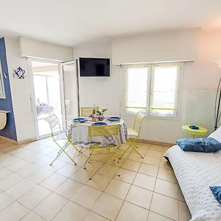 Appartement Royal Marine-7 By Interhome Fréjus